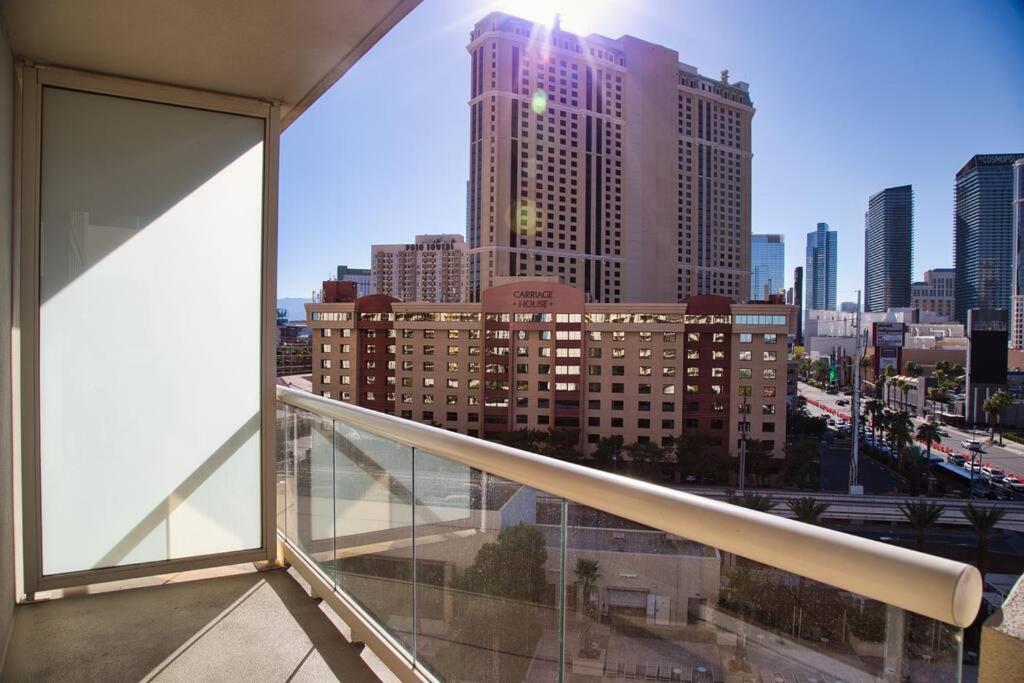 Apartamento The Signature At Mgm Condo! Stunning Strip Views & No Fees!